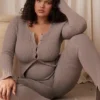 Sylvia Taupe ribbestrikket cardigan