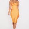 Myrna Tangerine Satin Korsetter Midi Kjoler