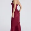 Nalani Deep Red Devoré Satin Maxi Aftenkjol – Begrenset utgave