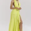 Olessia Acid Lime ryggløs halterneck-maxidress