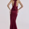 Oliviana vinrød sateng halterneck-maxidress