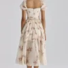 Penelope elfenbenfarget midikjole i chiffon med vintage rose-mønster