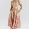 Penelope Peach Poppy Print Puff Sleeve Midi Sommerkjoler
