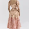 Penelope Peach Poppy Print Puff Sleeve Midi Sommerkjoler