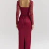 Perdi Berry sateng-maxi-kjoler med korsetter