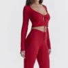 Perla Cherry ribbestrikket topp
