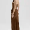 Persephone kaffefarget fløyelsstrapless korsetter-maxidress