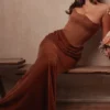 Persephone kaffefarget fløyelsstrapless korsetter-maxidress