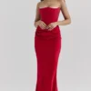 Persephone Scarlet stroppeløs korsetter-maxidress