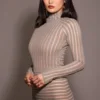 Rowena grå velour-Bodys med gjennomsiktige striper