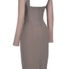 Safran Mocha korsetter-midikjole