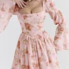 Sancia engelsk vintage roseprint minikjole med puffermmer