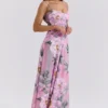 Seren rosa maxi-kjolelook med blomstertrykk og snøring i ryggen