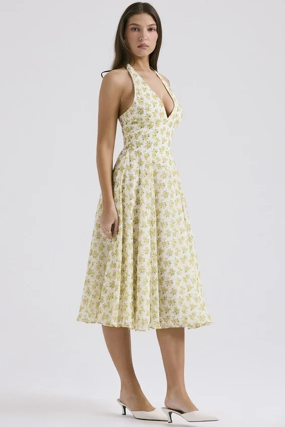 Solada Ivory Vintage Floral Print Georgette Halter Sommerkjoler