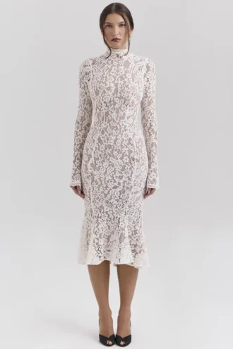 Sophia Vintage elfenbensfarget, tettsittende midikjole i blonder
