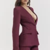 Theodora vinrød blazer med dyp V-hals