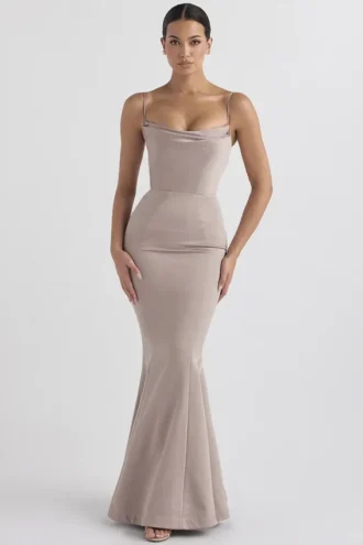Violette Mushroom Satin Fishtail Aftenkjoler