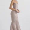 Violette Mushroom Satin Fishtail Aftenkjoler