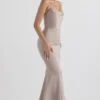 Violette Mushroom Satin Fishtail Aftenkjoler