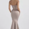 Violette Mushroom Satin Fishtail Aftenkjoler