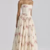 Ysabella elfenben vintage rose print bomull midi Sommerkjoler