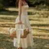 Ysabella Lemon Custom Lace + Broderie Anglaise Midi Sommerkjoler