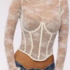 Zoe Vintage elfenbensfarget langermet korsetter-top i blonder